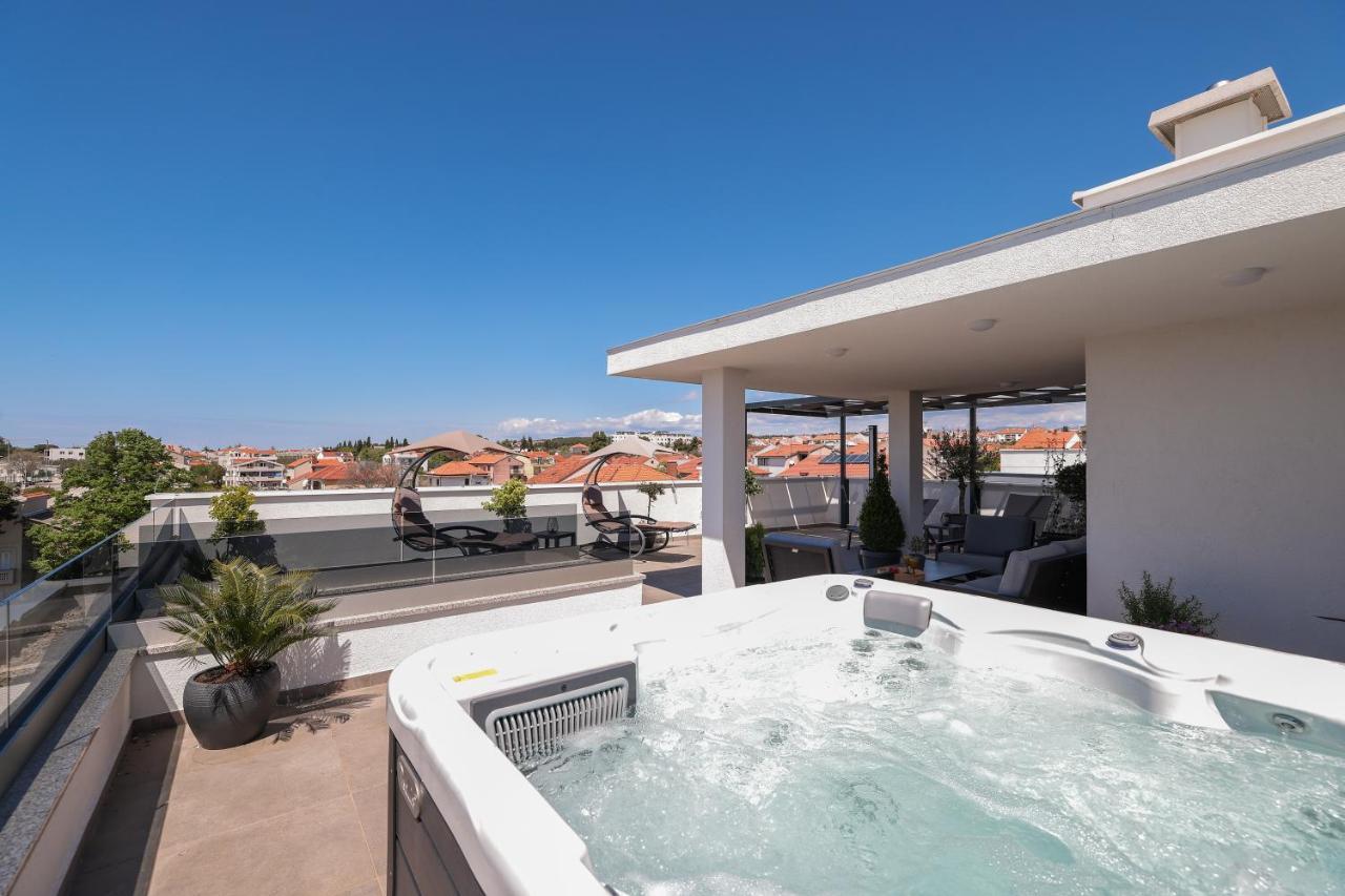 Leonardo Luxury Residence 2 Penthouse With Jacuzzi Zadar Exterior photo