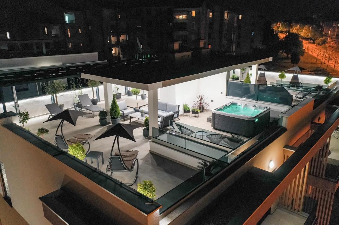 Leonardo Luxury Residence 2 Penthouse With Jacuzzi Zadar Exterior photo