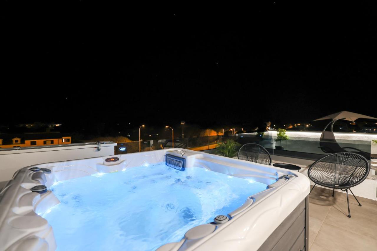 Leonardo Luxury Residence 2 Penthouse With Jacuzzi Zadar Exterior photo